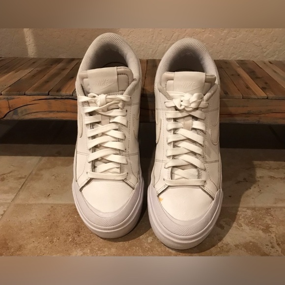 *NIKE* Court Legacy Lift Women's Triple White Platform Sneakers (Size 6.5) - Picture 15 of 16